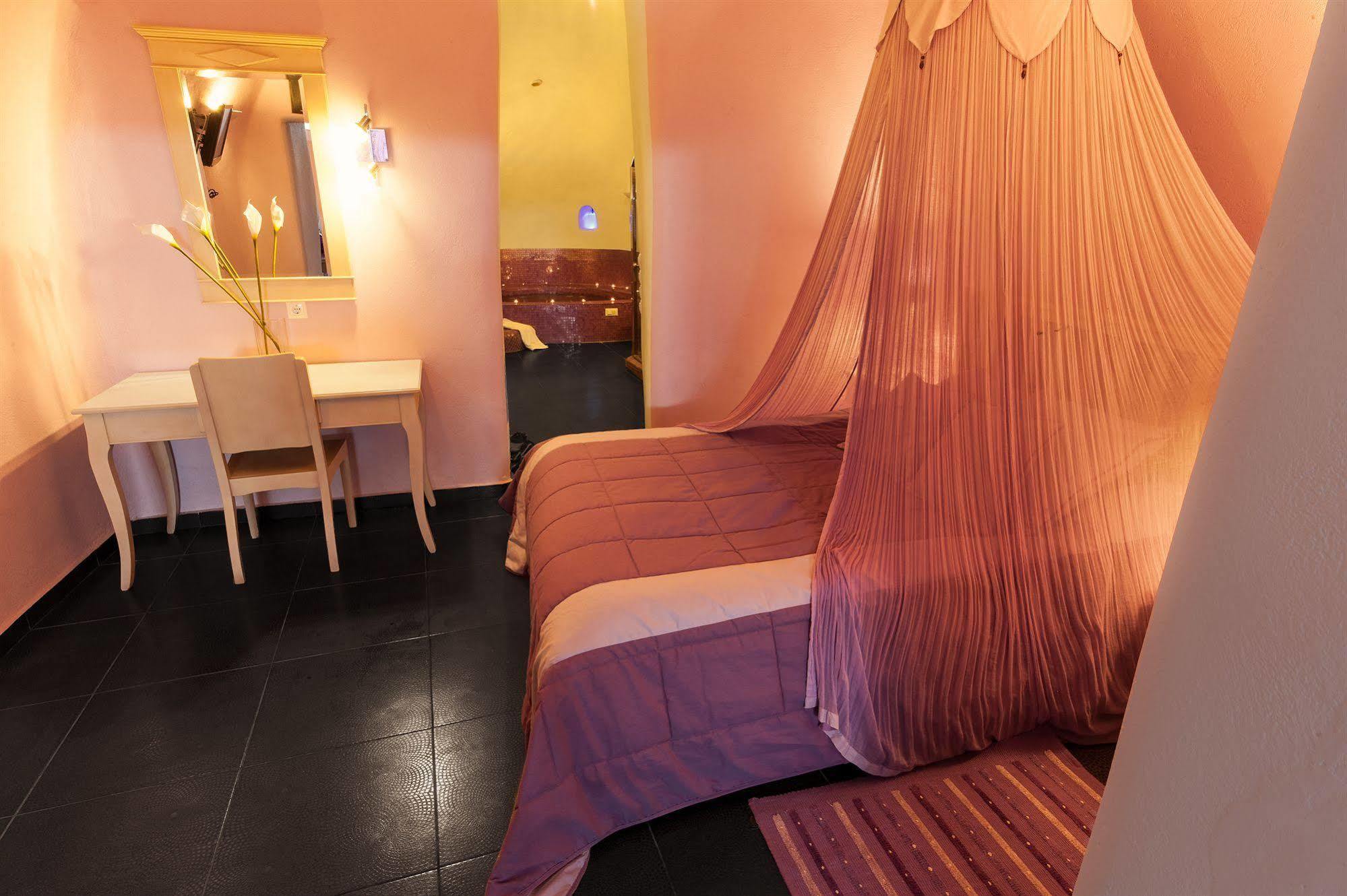 Aroma Suites Fíra Kültér fotó
